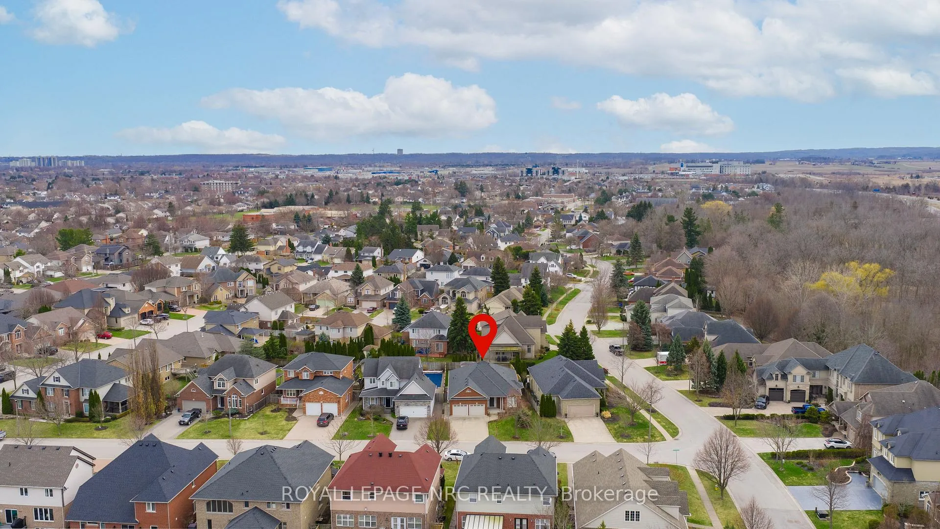 Photo 32 of 47 Countryside Drive, St. Catharines, Grapeview — HOMEH