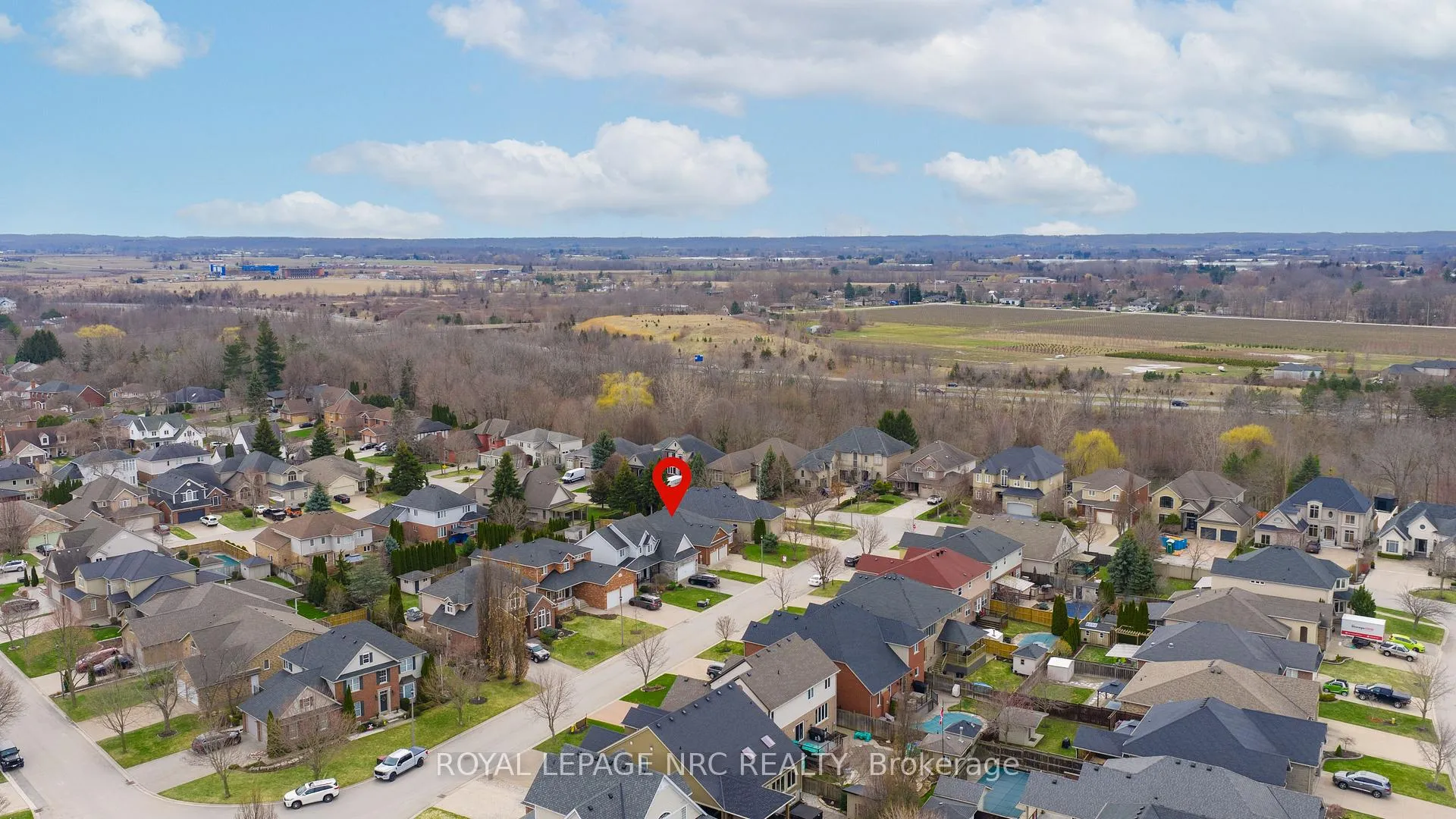 Photo 33 of 47 Countryside Drive, St. Catharines, Grapeview — HOMEH