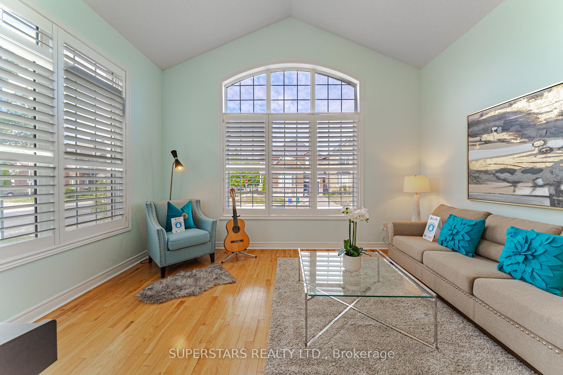 Photo 7 of 1 Stoney Creek Drive, Markham, Greensborough — HOMEH