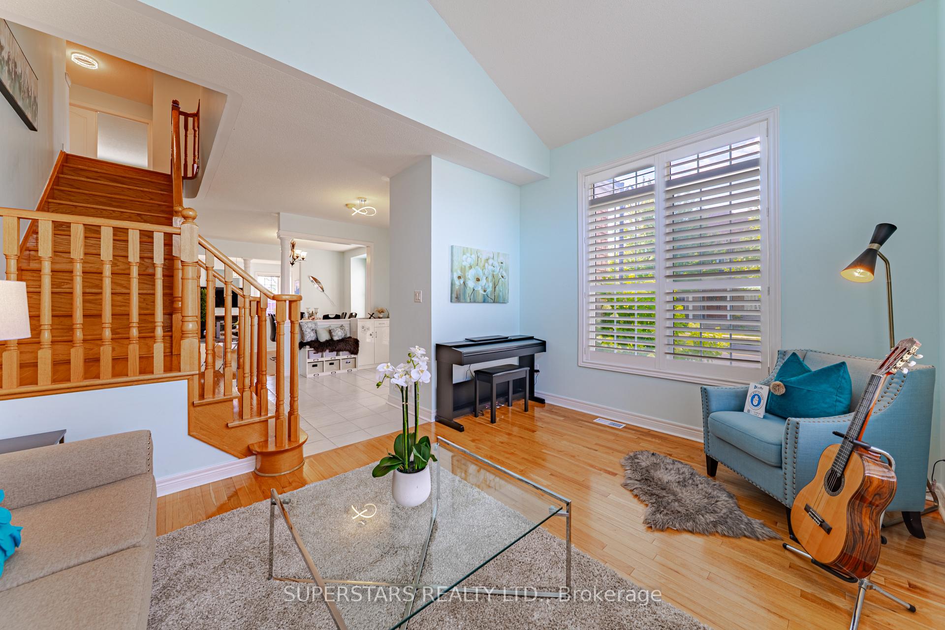 Photo 8 of 1 Stoney Creek Drive, Markham, Greensborough — HOMEH