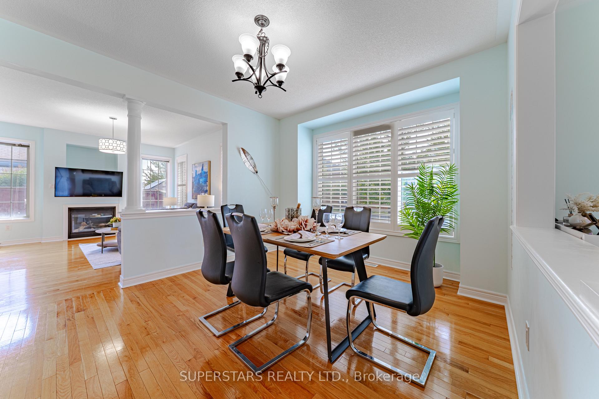 Photo 9 of 1 Stoney Creek Drive, Markham, Greensborough — HOMEH