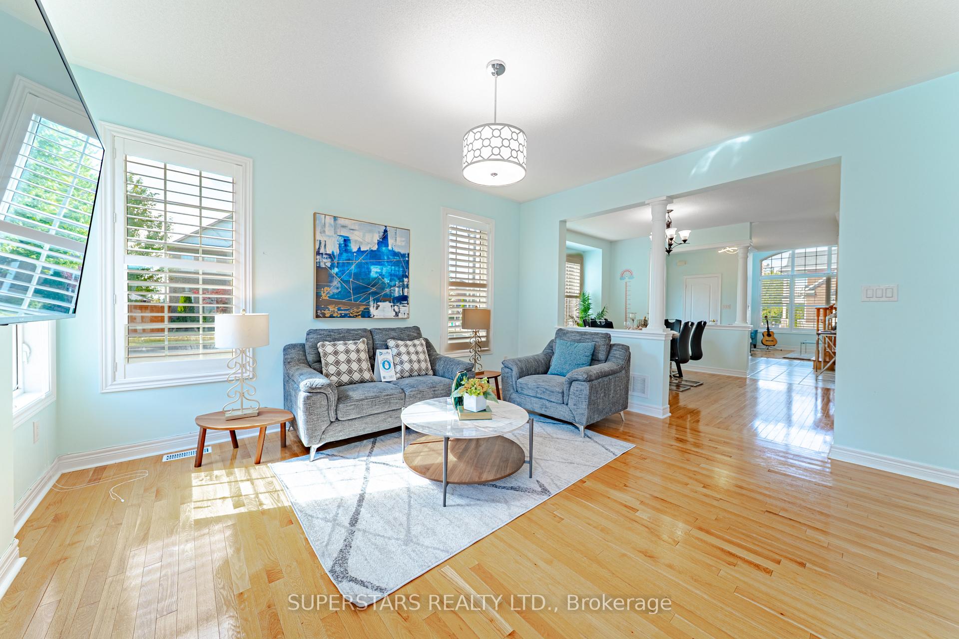 Photo 12 of 1 Stoney Creek Drive, Markham, Greensborough — HOMEH
