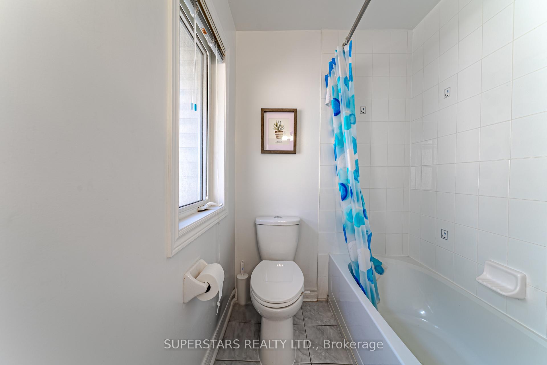 Photo 31 of 1 Stoney Creek Drive, Markham, Greensborough — HOMEH