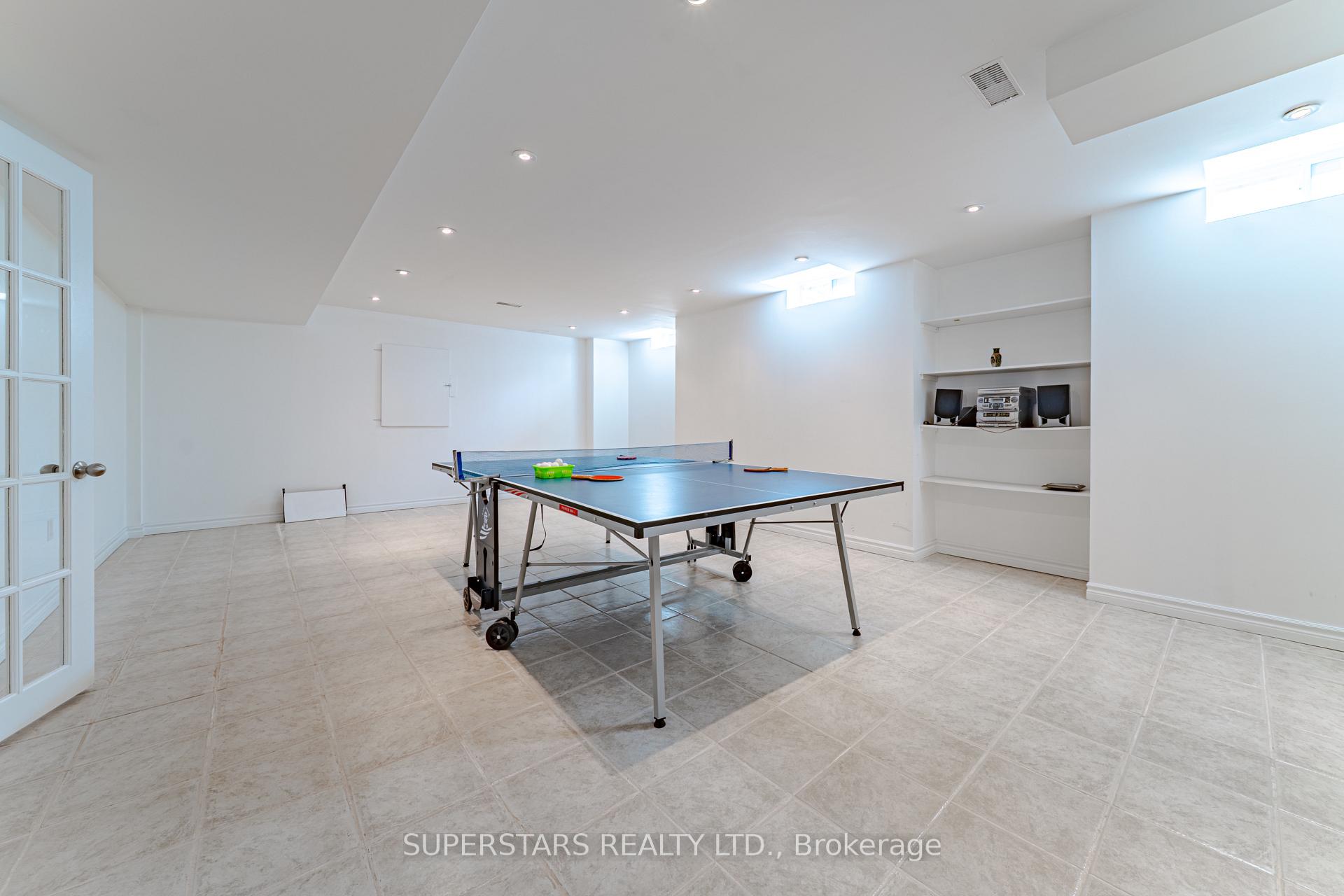 Photo 32 of 1 Stoney Creek Drive, Markham, Greensborough — HOMEH