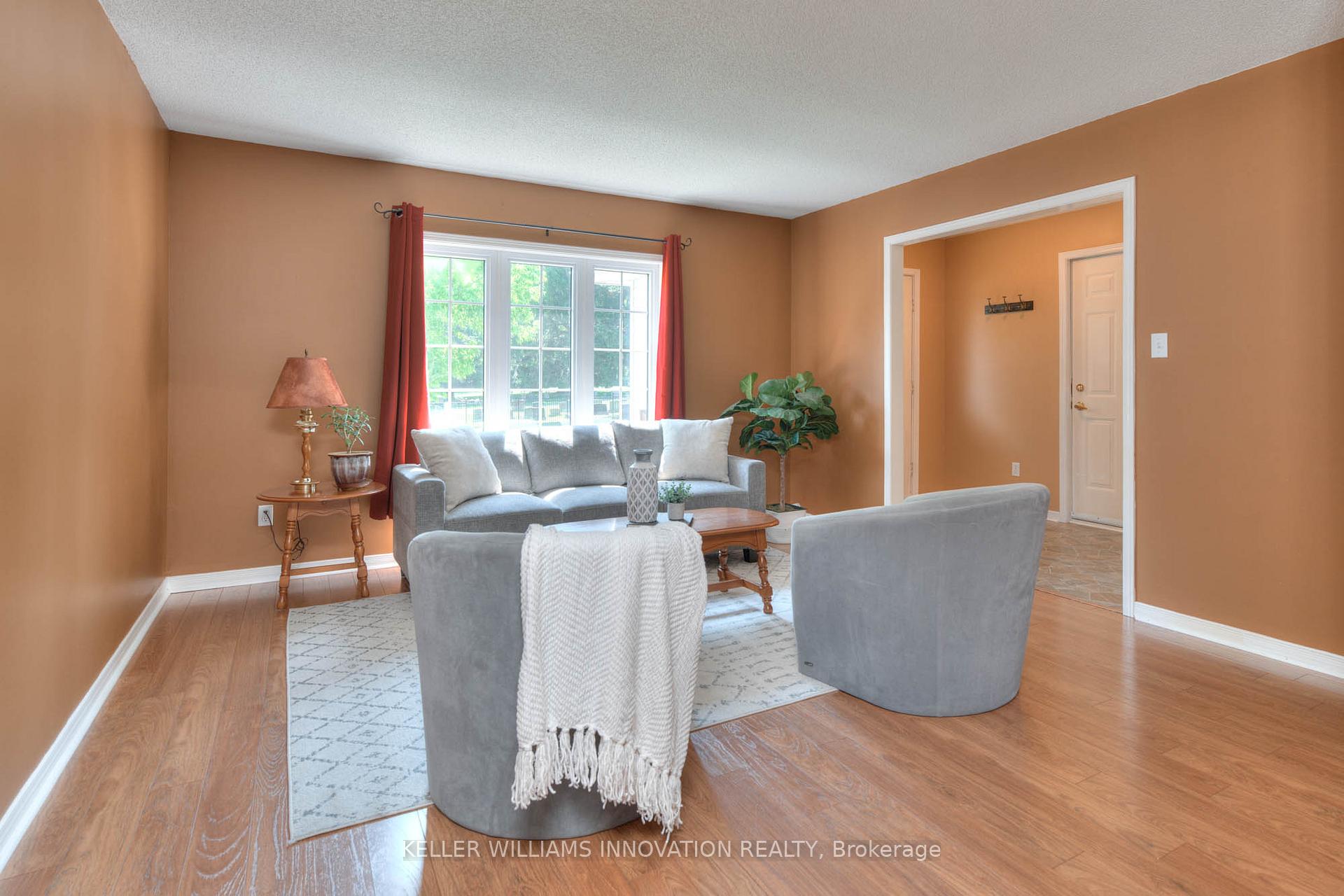 Photo 8 of 53 Biehn Drive, Kitchener — HOMEH