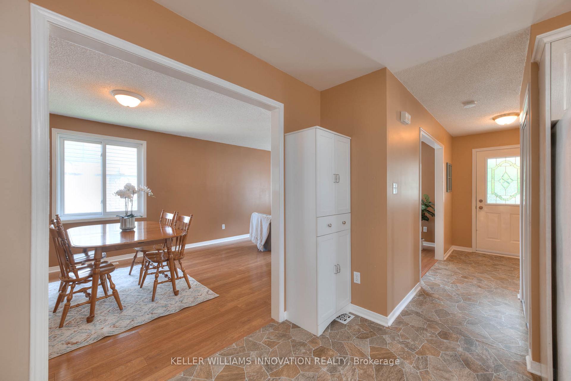 Photo 11 of 53 Biehn Drive, Kitchener — HOMEH