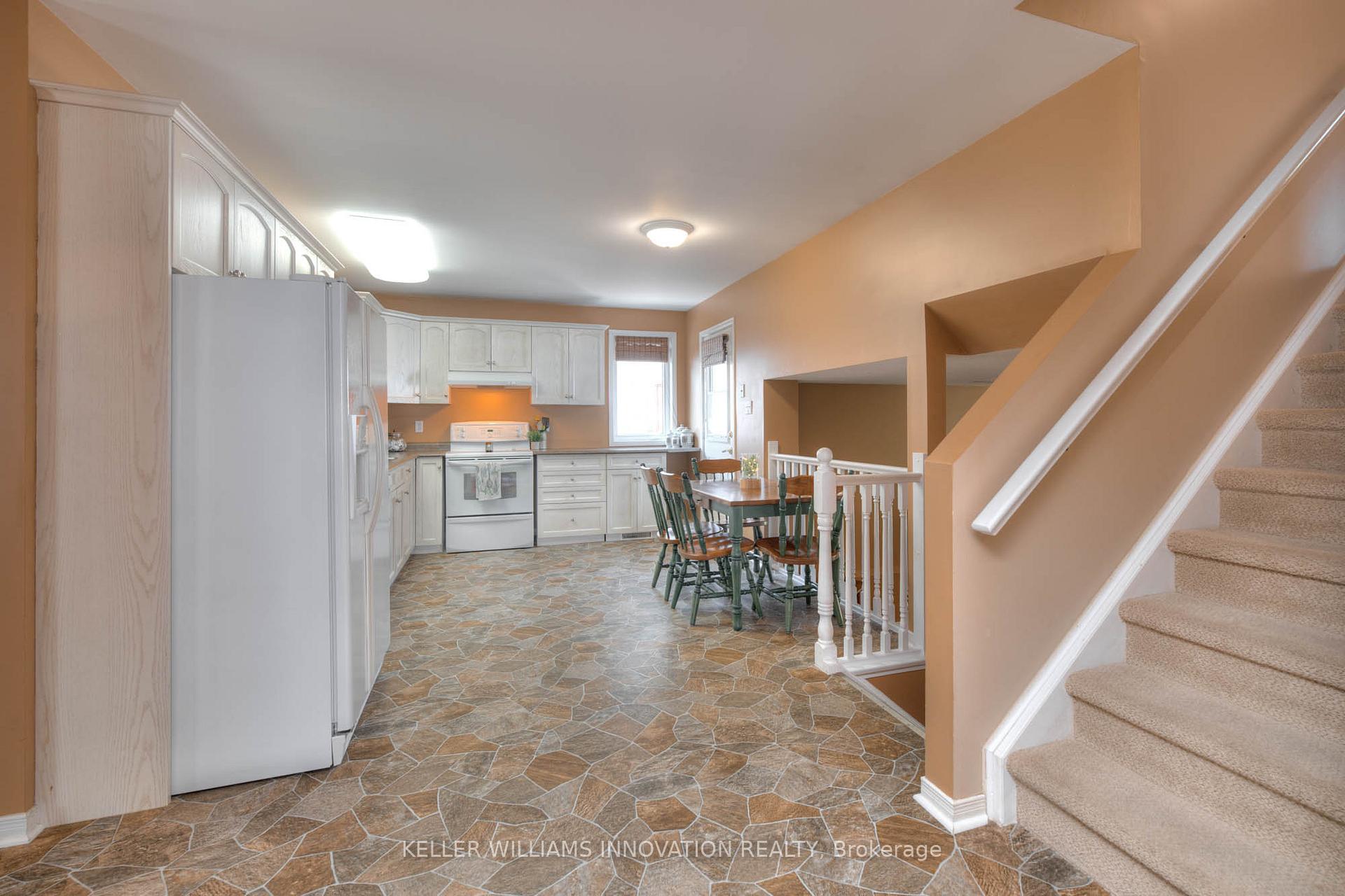 Photo 13 of 53 Biehn Drive, Kitchener — HOMEH