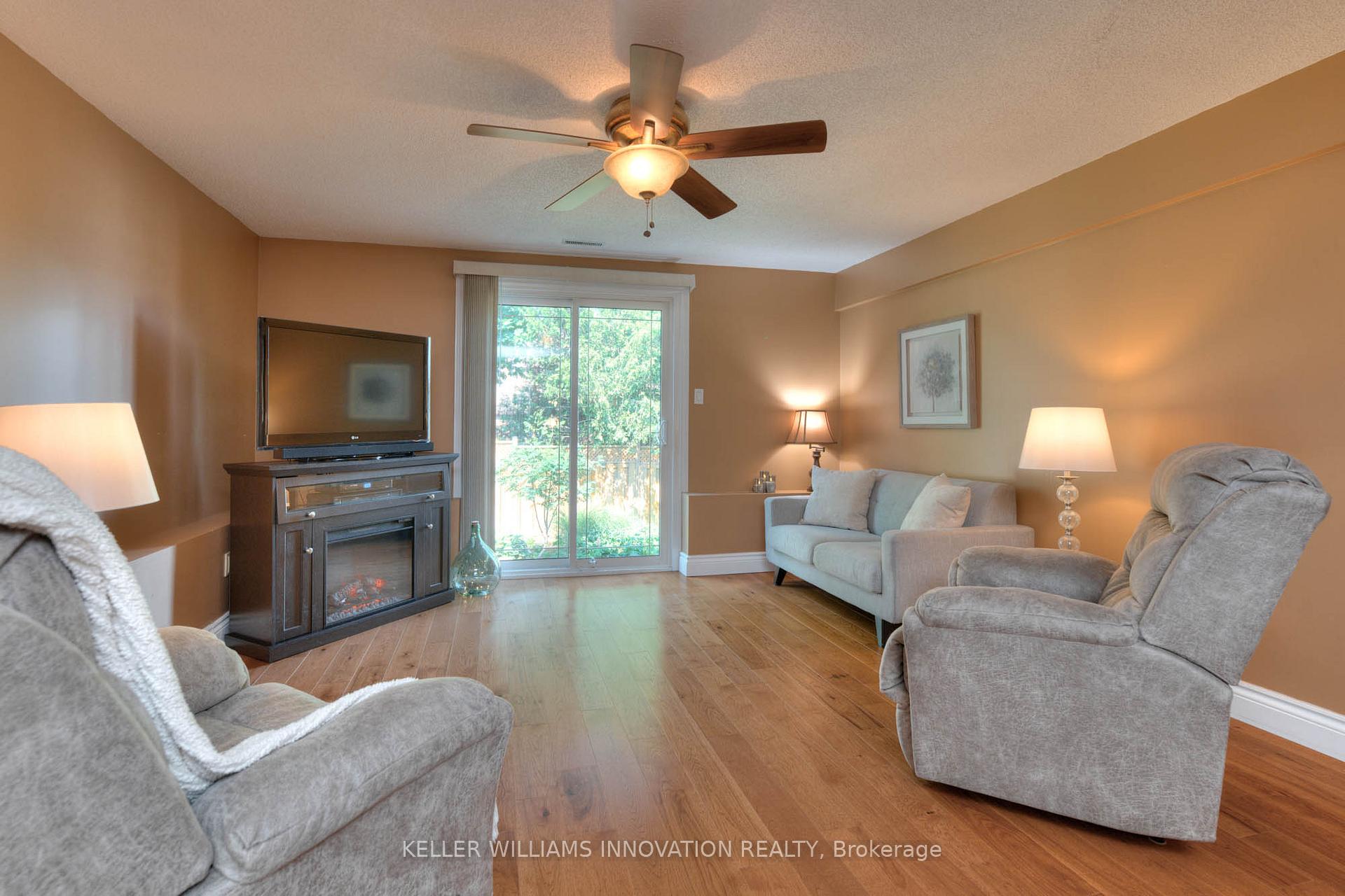 Photo 26 of 53 Biehn Drive, Kitchener — HOMEH