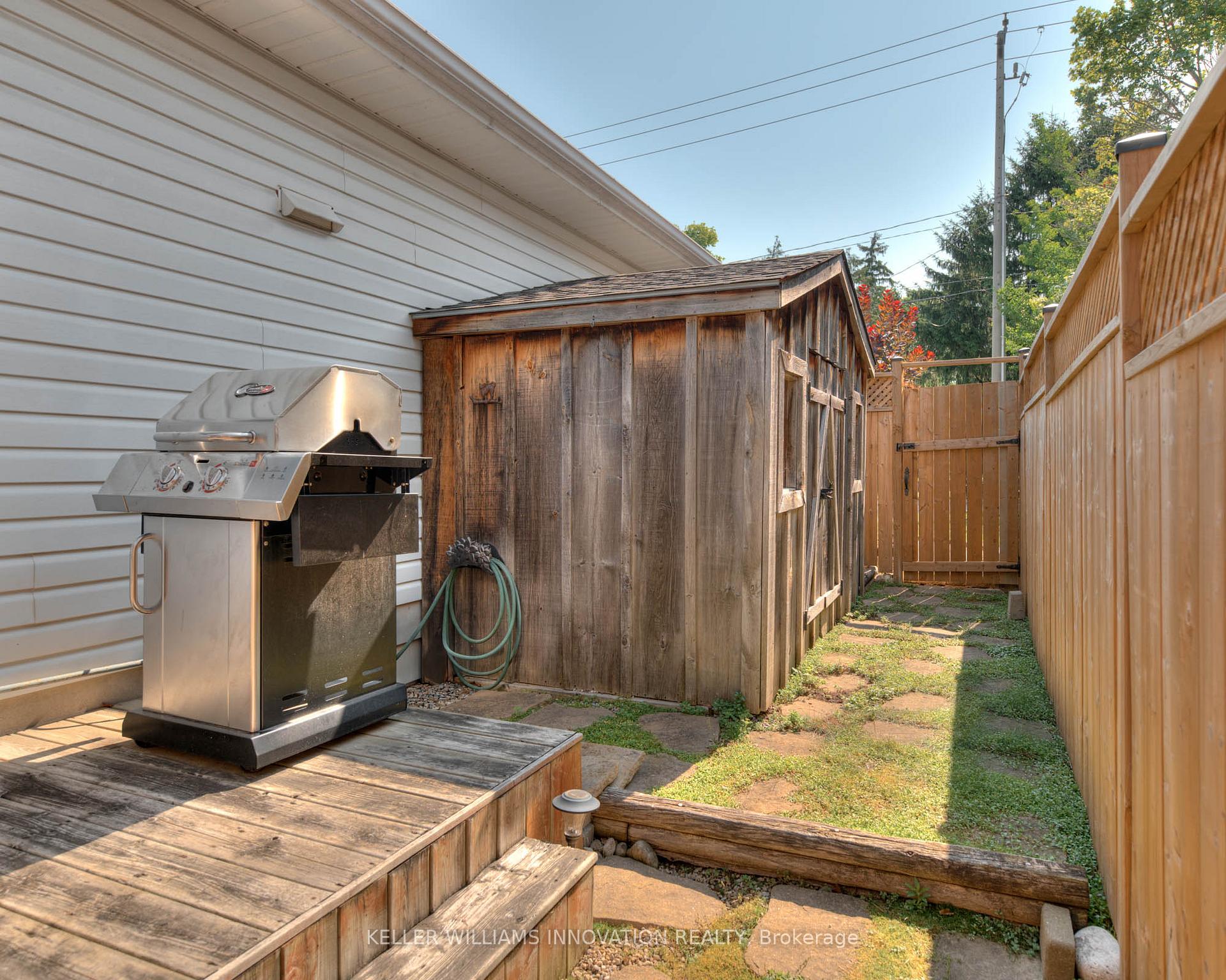 Photo 33 of 53 Biehn Drive, Kitchener — HOMEH