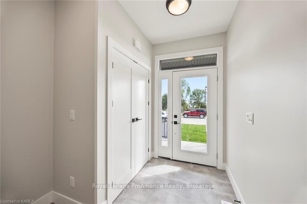 Photo 13 of 136 Mcdonough Crescent, Loyalist, Amherstview — HOMEH