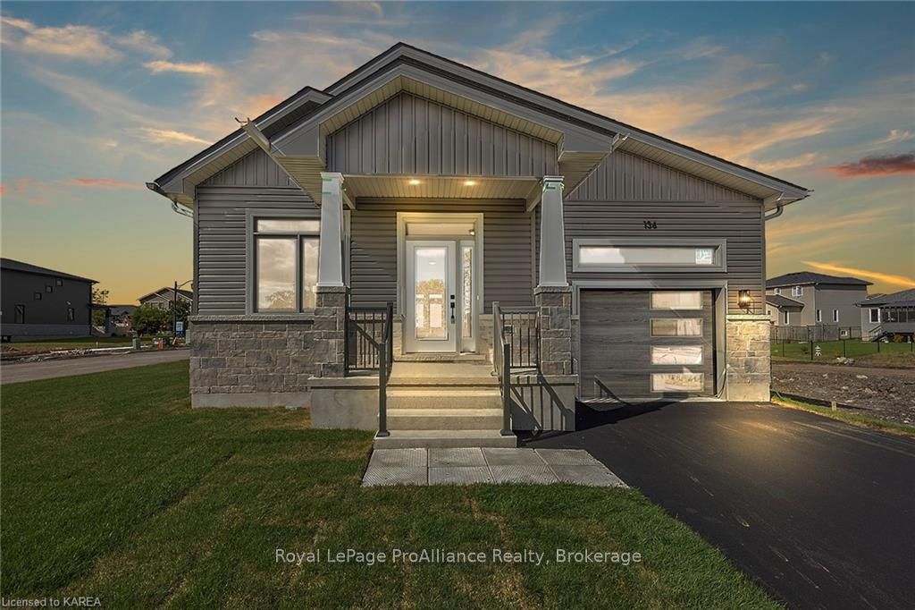 Photo 1 of 136 Mcdonough Crescent, Loyalist, Amherstview — HOMEH