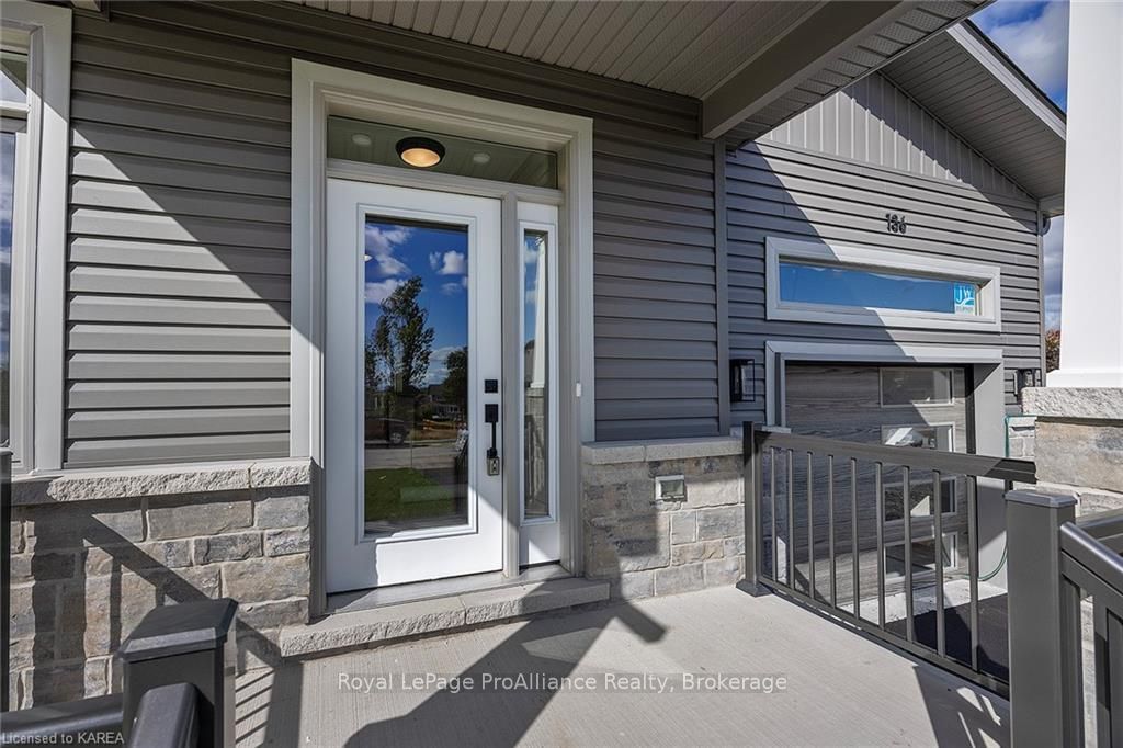 Photo 5 of 136 Mcdonough Crescent, Loyalist, Amherstview — HOMEH