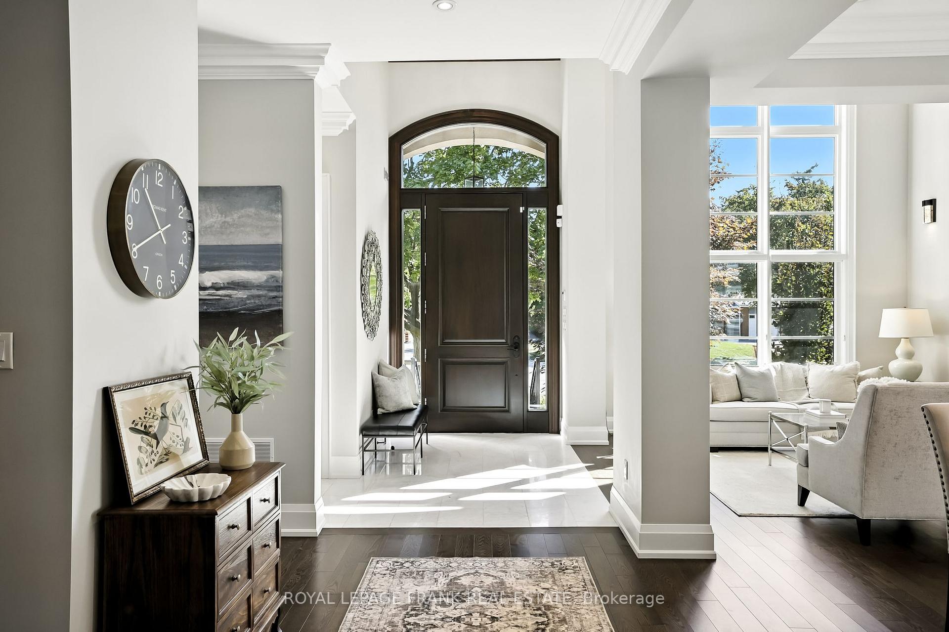 Photo 4 of 52 Wootten Way N, Markham, Markham Village — HOMEH