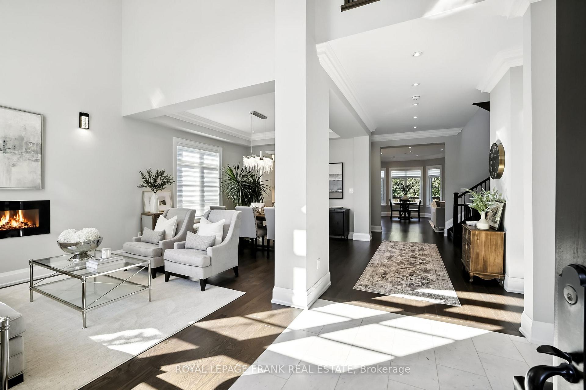 Photo 5 of 52 Wootten Way N, Markham, Markham Village — HOMEH