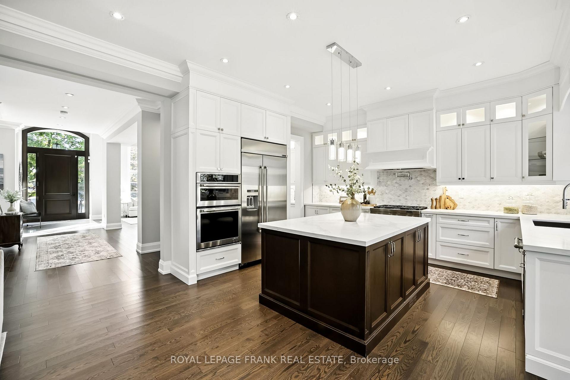 Photo 17 of 52 Wootten Way N, Markham, Markham Village — HOMEH