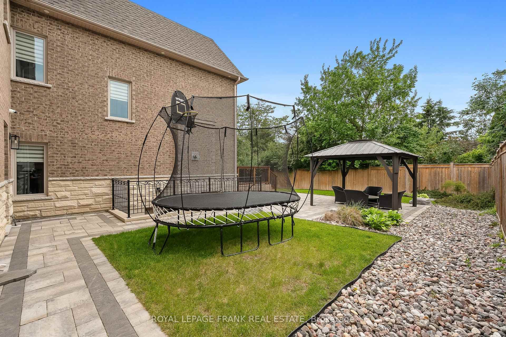 Photo 47 of 52 Wootten Way N, Markham, Markham Village — HOMEH