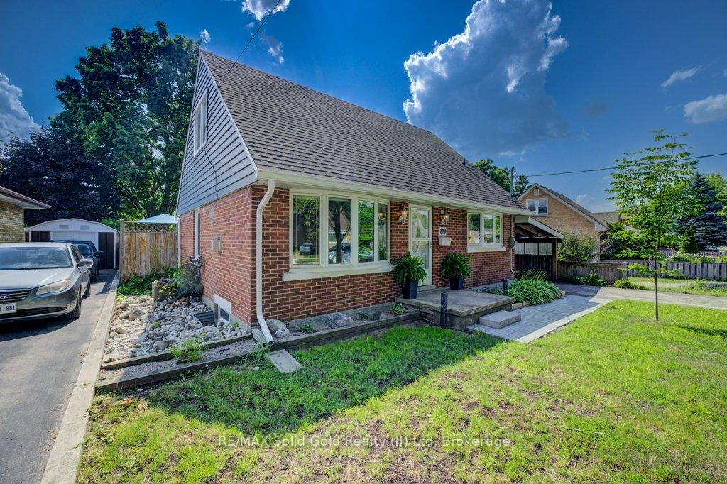 Photo 2 of 89 Roxborough Avenue, Kitchener — HOMEH