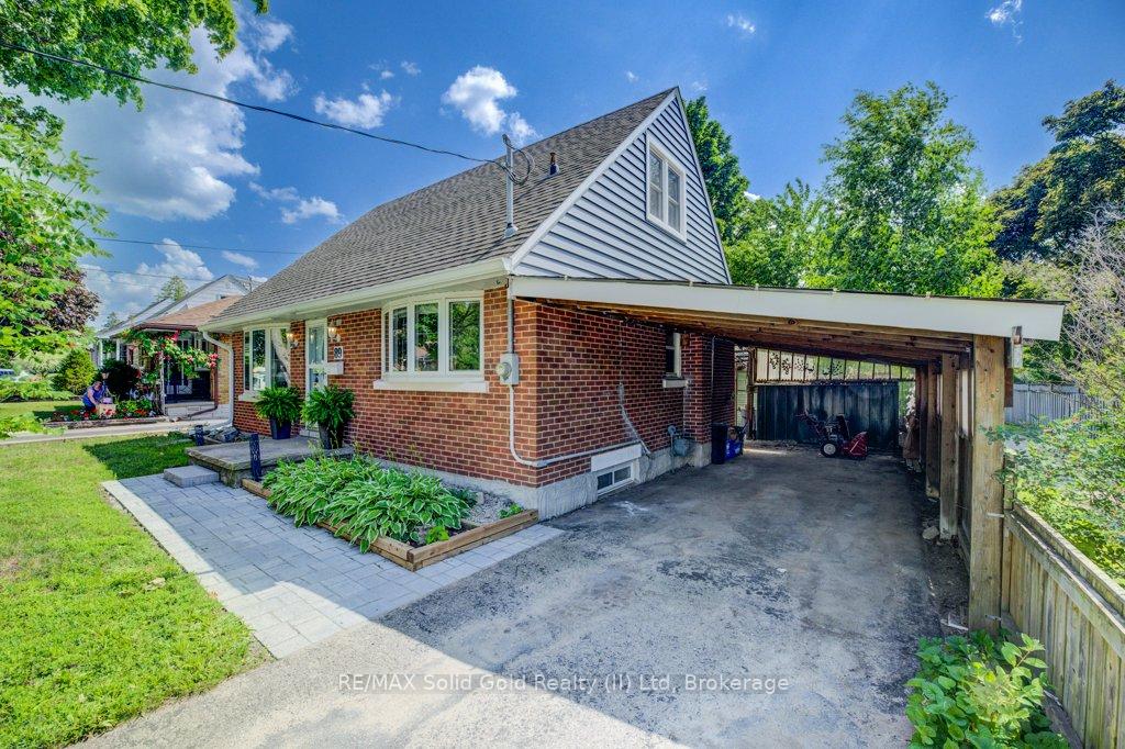 Photo 3 of 89 Roxborough Avenue, Kitchener — HOMEH