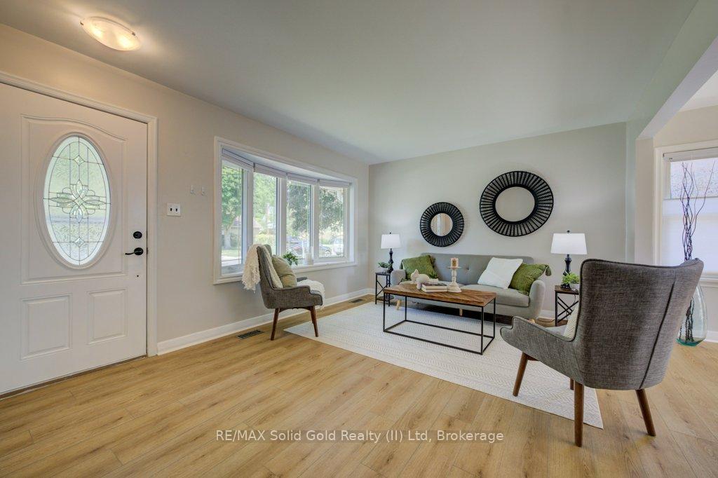 Photo 5 of 89 Roxborough Avenue, Kitchener — HOMEH
