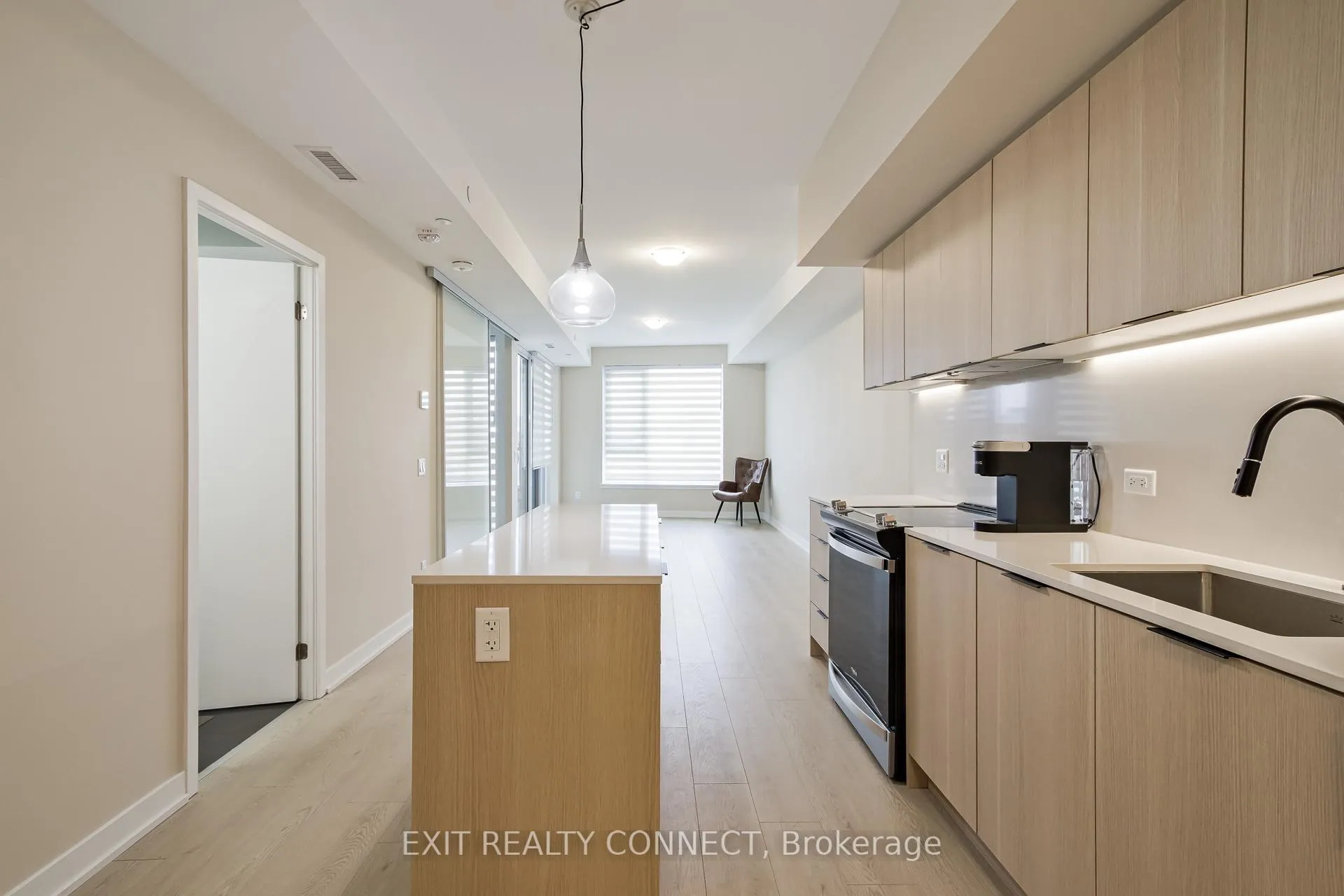 Photo 4 of Unit 218, 31 Huron Street, Collingwood — HOMEH