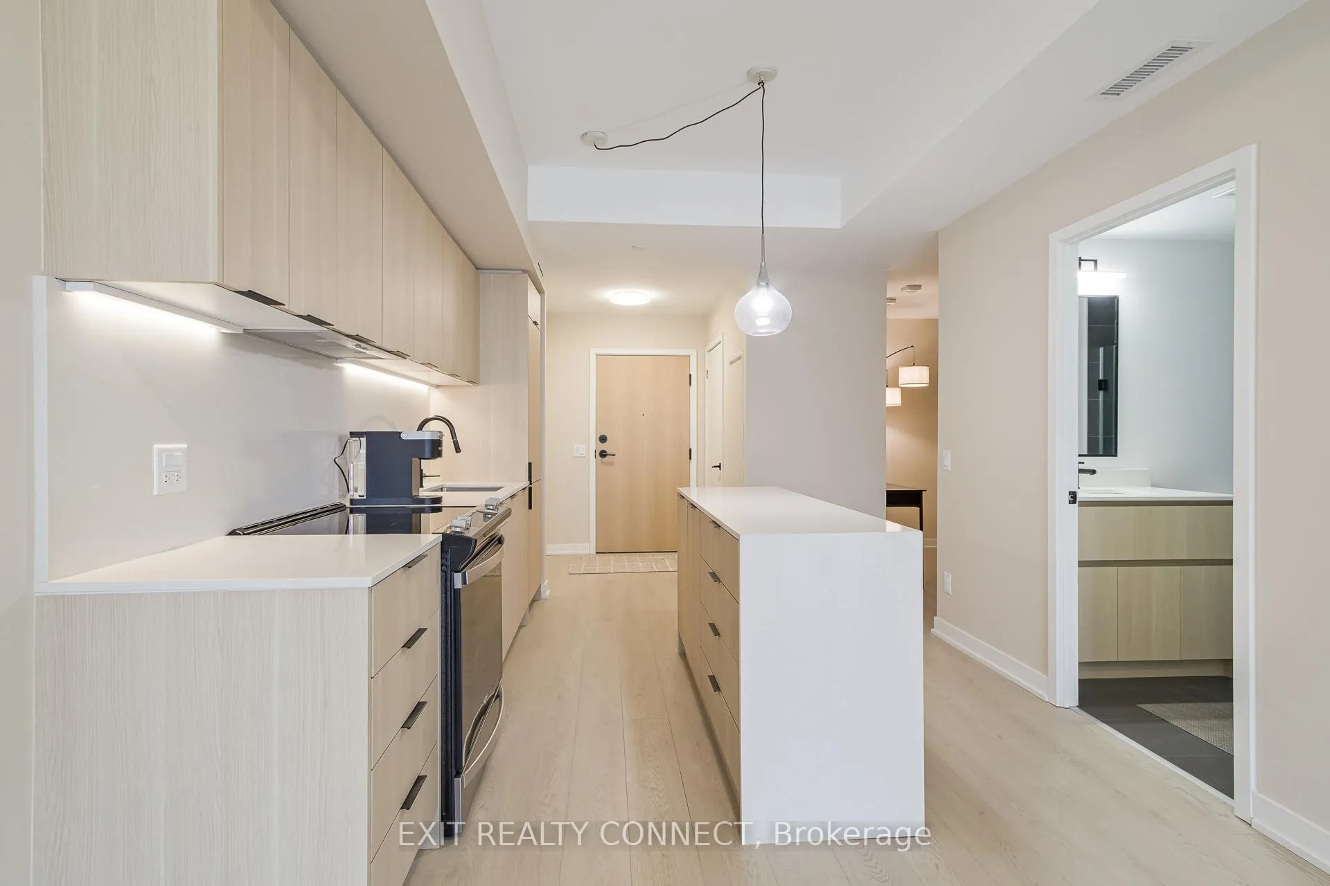 Photo 8 of Unit 218, 31 Huron Street, Collingwood — HOMEH