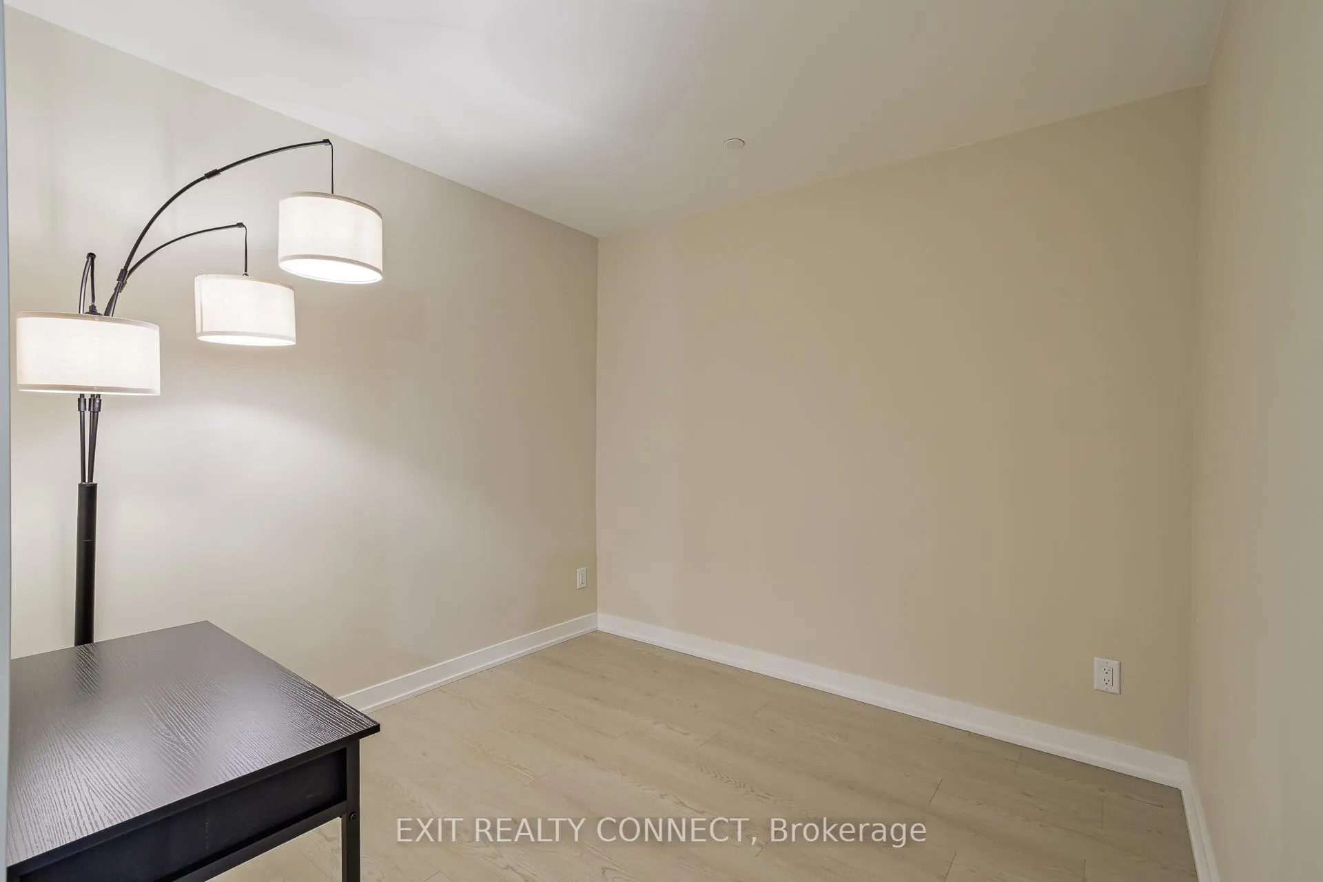 Photo 13 of Unit 218, 31 Huron Street, Collingwood — HOMEH