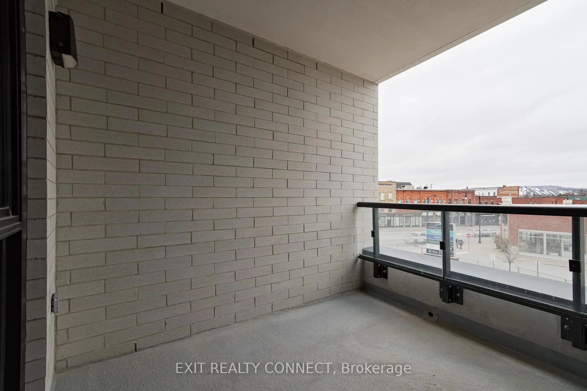 Photo 14 of Unit 218, 31 Huron Street, Collingwood — HOMEH