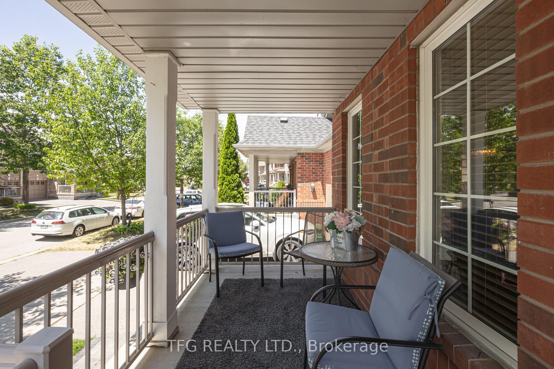 Photo 5 of 84 Stotts Crescent, Markham, Wismer — HOMEH