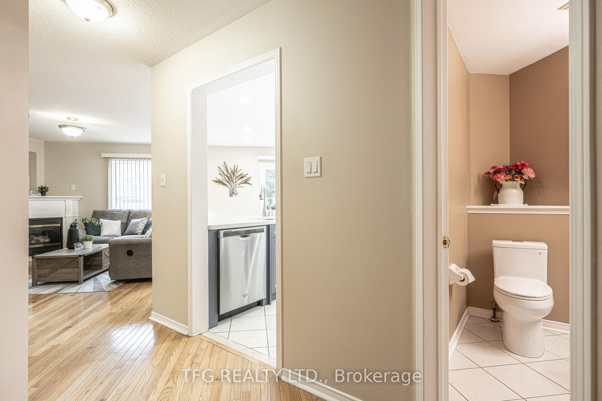 Photo 10 of 84 Stotts Crescent, Markham, Wismer — HOMEH