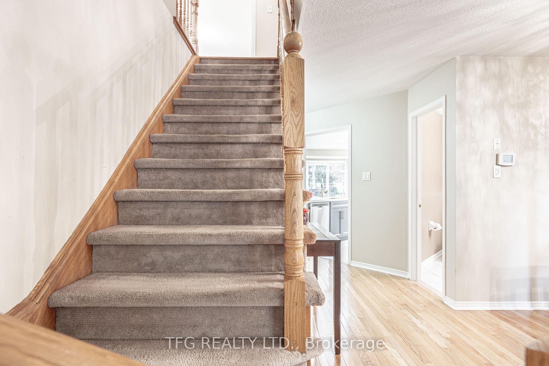 Photo 22 of 84 Stotts Crescent, Markham, Wismer — HOMEH