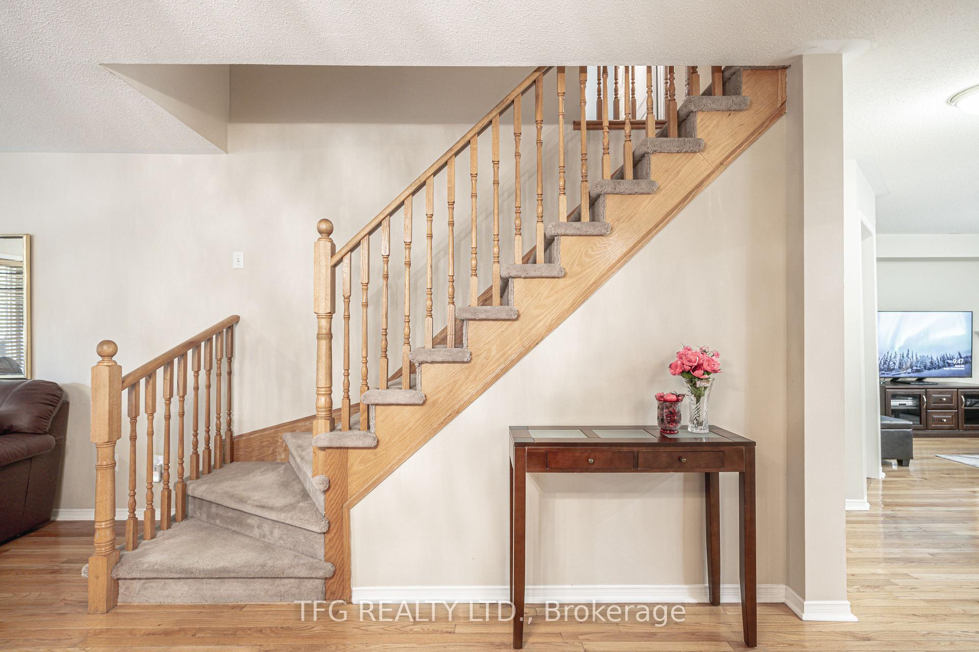 Photo 23 of 84 Stotts Crescent, Markham, Wismer — HOMEH