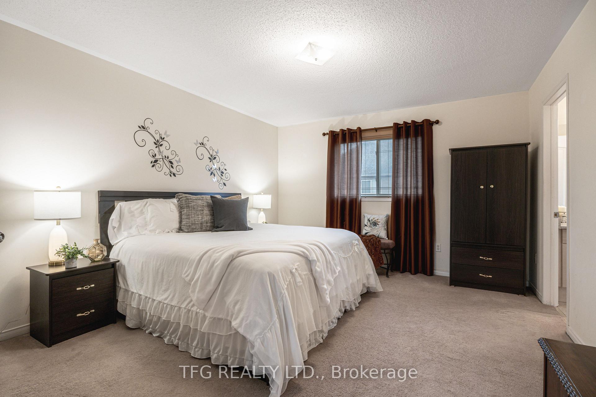 Photo 28 of 84 Stotts Crescent, Markham, Wismer — HOMEH