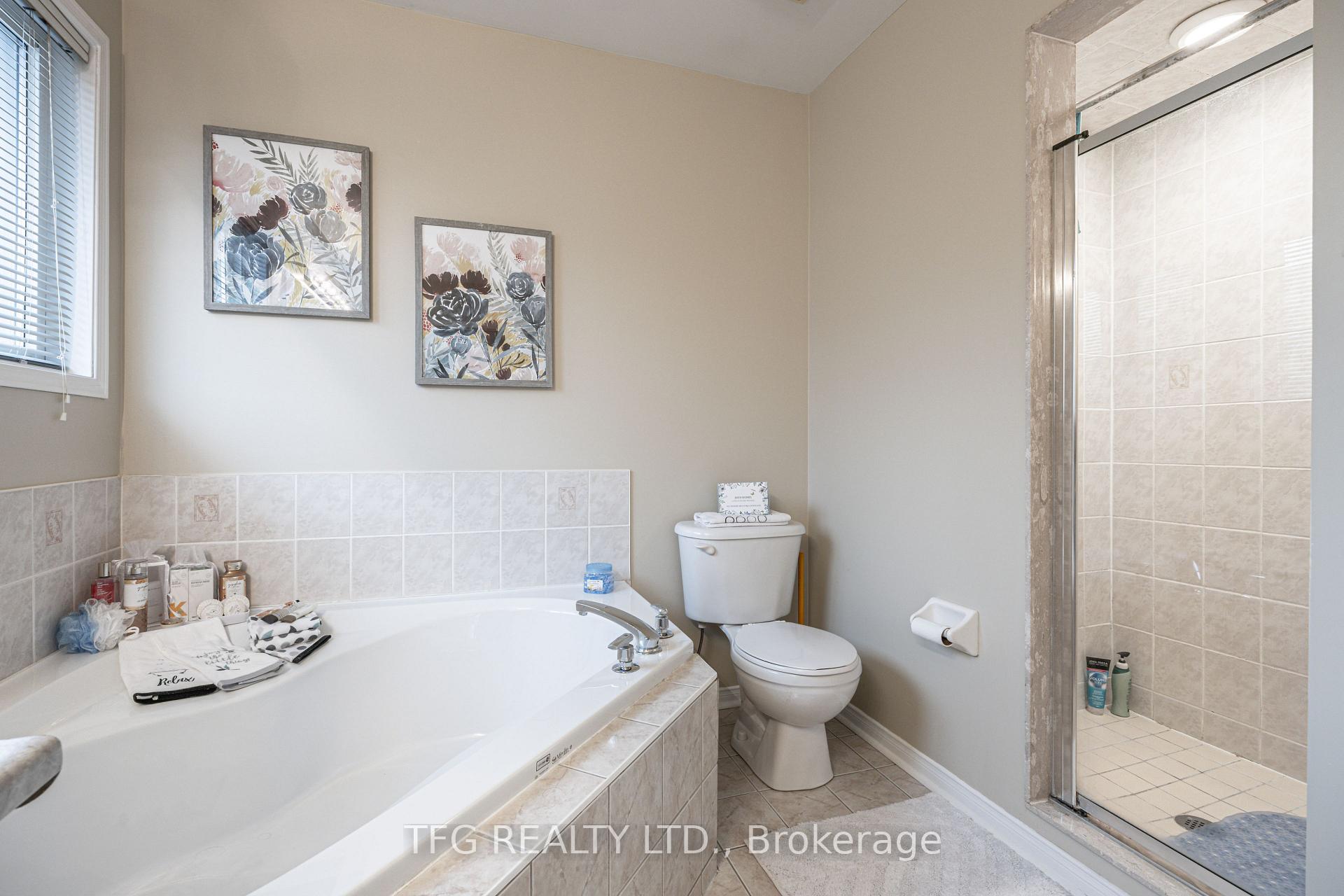 Photo 32 of 84 Stotts Crescent, Markham, Wismer — HOMEH