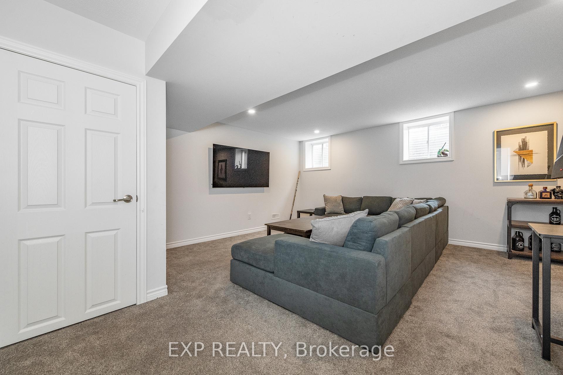 Photo 34 of 103 Cranesbill Road, Ottawa, Kanata - Emerald Meadows/Trailwest — HOMEH