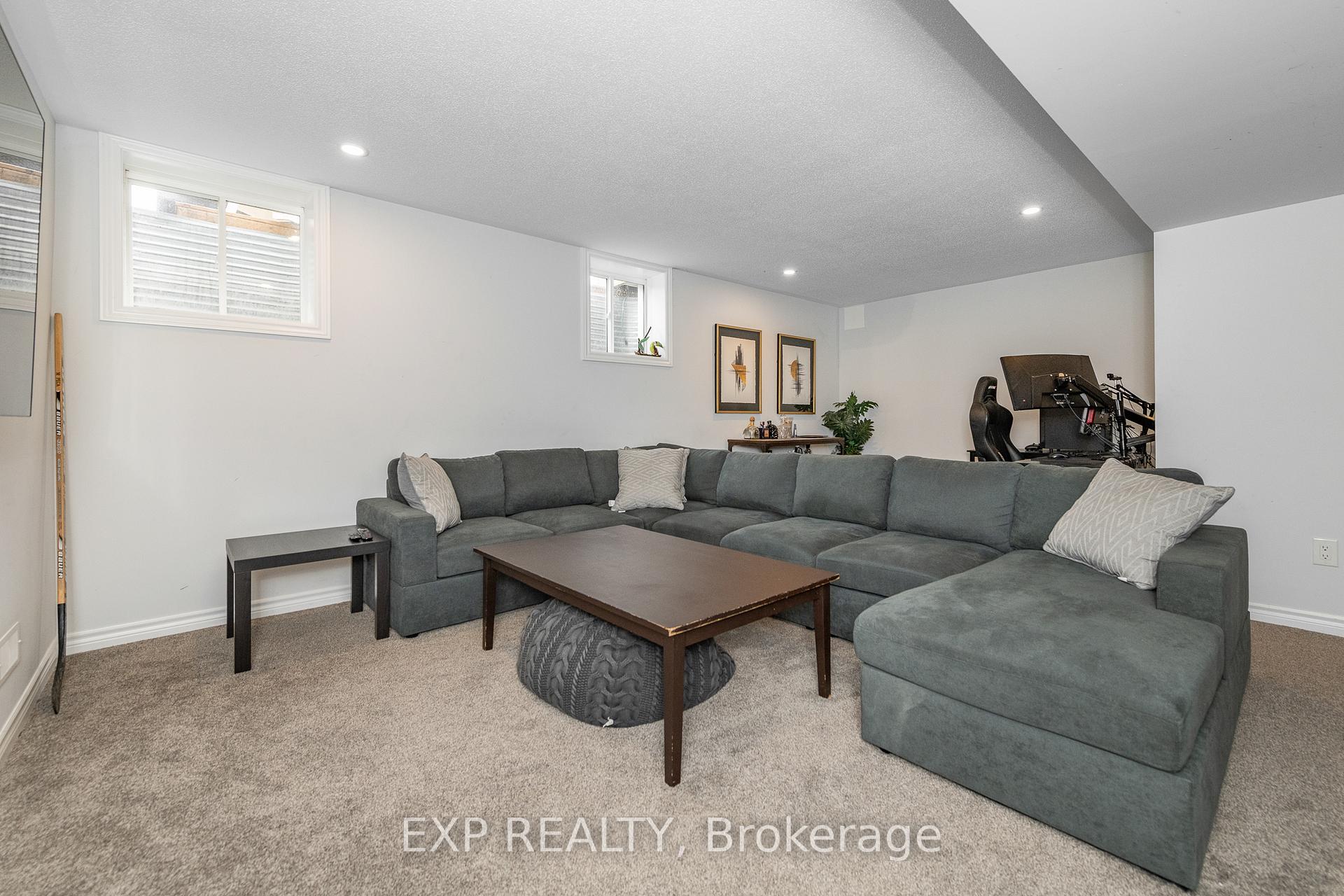 Photo 35 of 103 Cranesbill Road, Ottawa, Kanata - Emerald Meadows/Trailwest — HOMEH