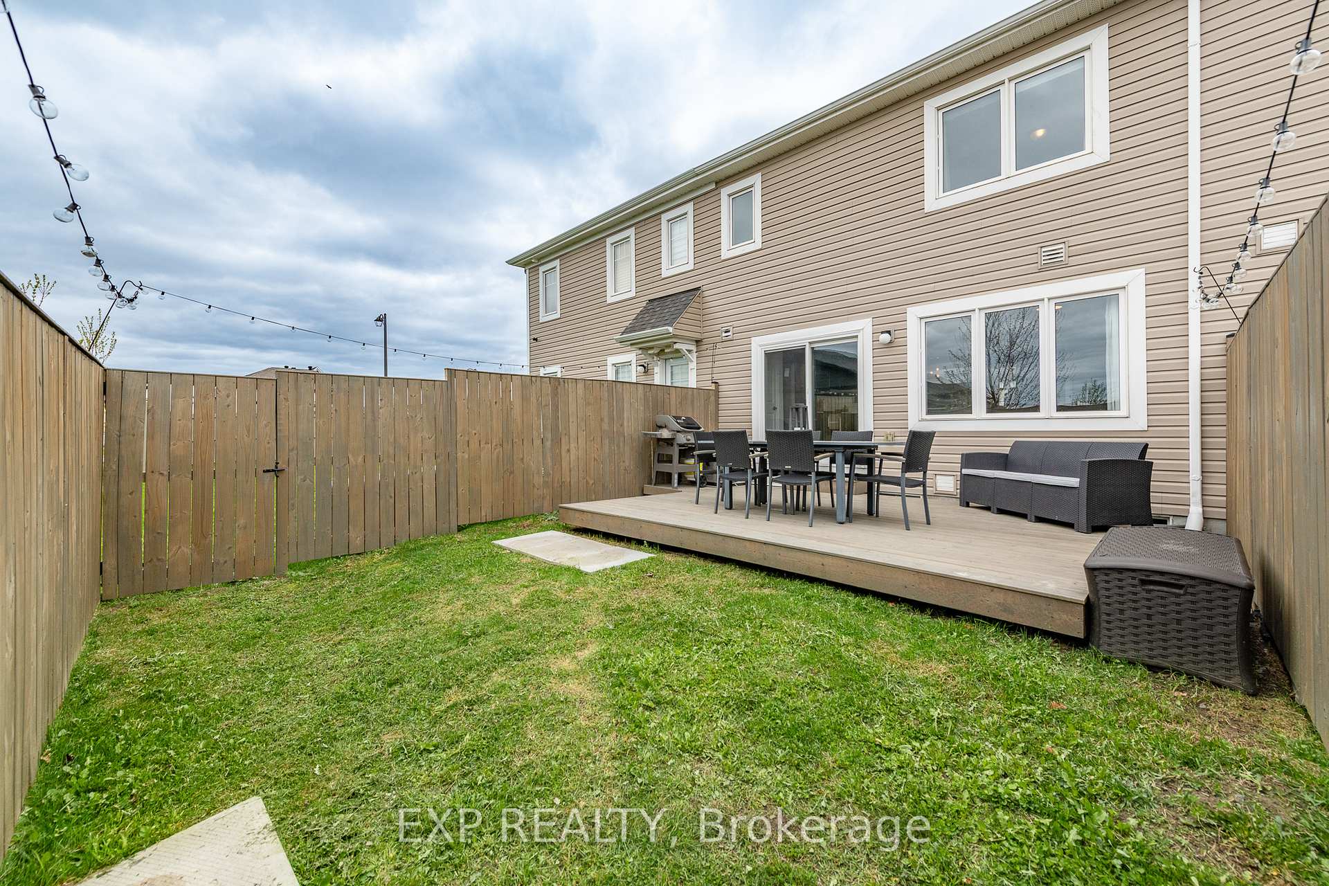 Photo 40 of 103 Cranesbill Road, Ottawa, Kanata - Emerald Meadows/Trailwest — HOMEH