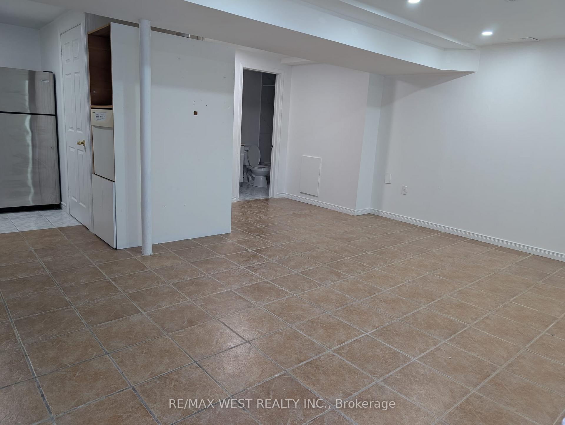 Photo 7 of Unit BSMT, 45 Mercer Crescent, Markham, Raymerville — HOMEH