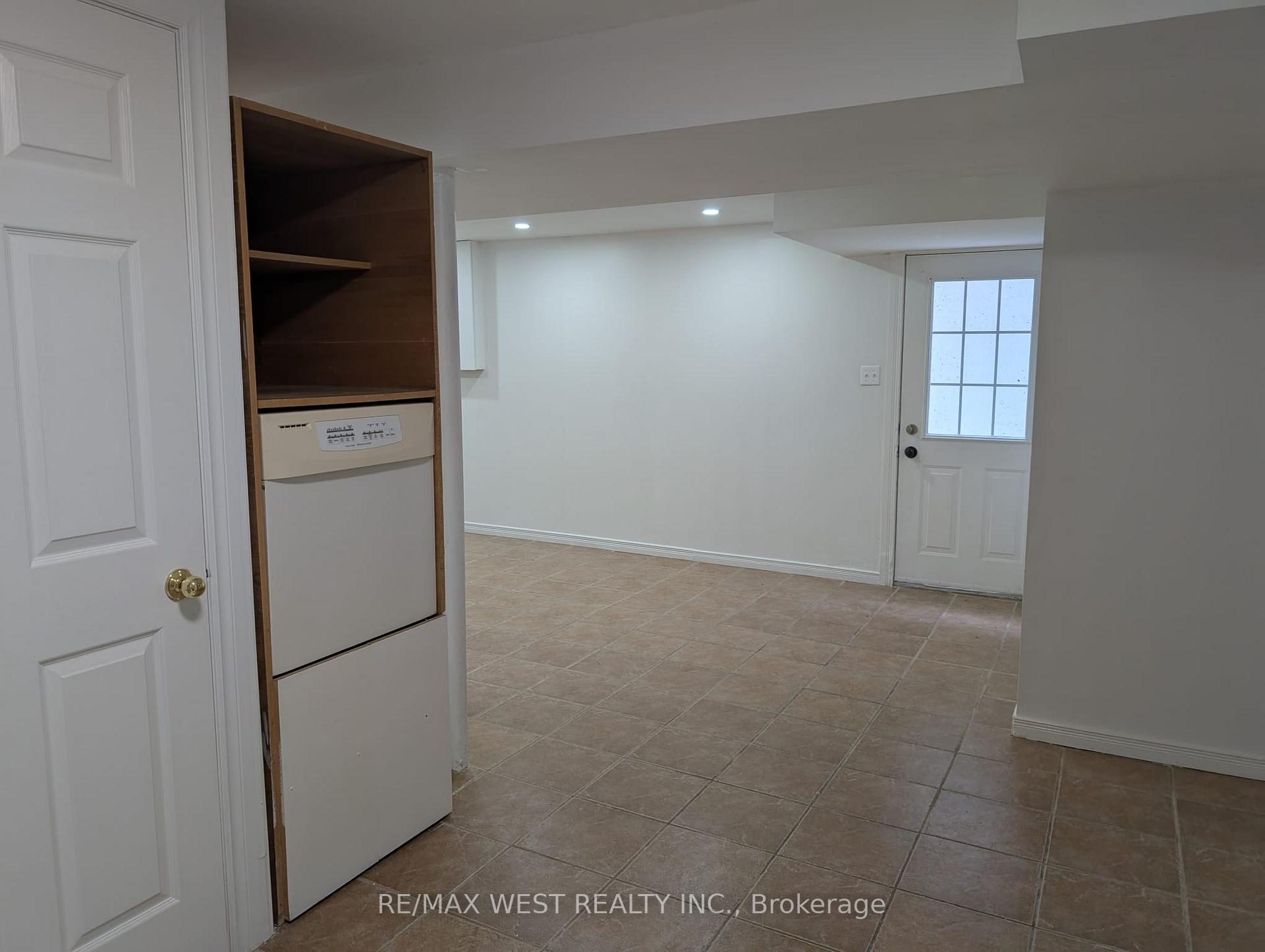 Photo 9 of Unit BSMT, 45 Mercer Crescent, Markham, Raymerville — HOMEH