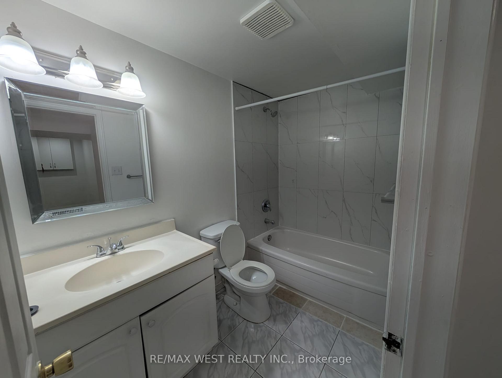 Photo 14 of Unit BSMT, 45 Mercer Crescent, Markham, Raymerville — HOMEH