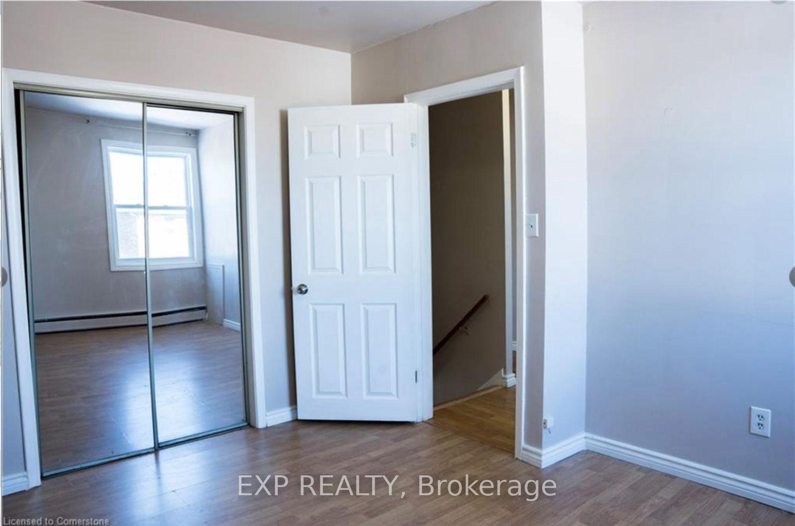 Photo 24 of 250 Highland Road W, Hamilton, Stoney Creek Mountain — HOMEH