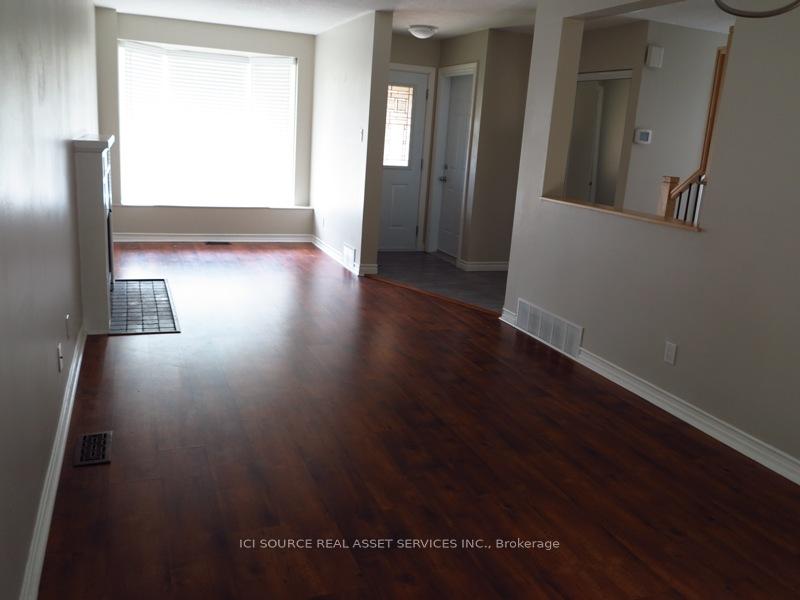Photo 2 of 39 Foxleigh Crescent, Ottawa, Kanata - Bridlewood — HOMEH