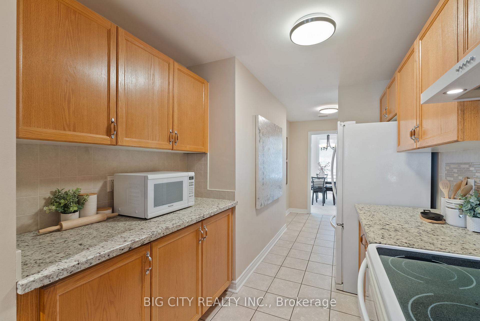 Photo 16 of 98 Riverlands Avenue, Markham, Cornell — HOMEH