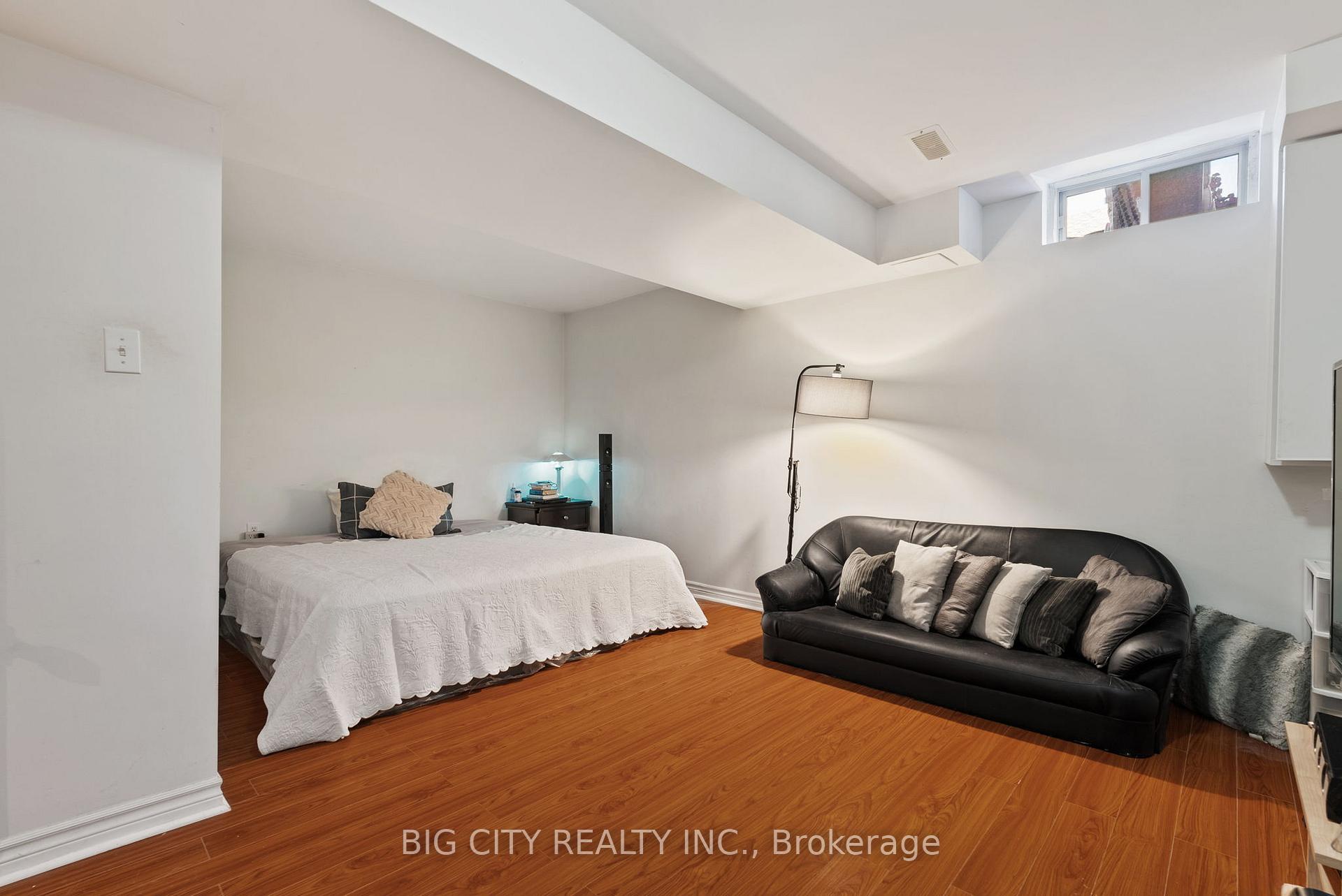Photo 30 of 98 Riverlands Avenue, Markham, Cornell — HOMEH