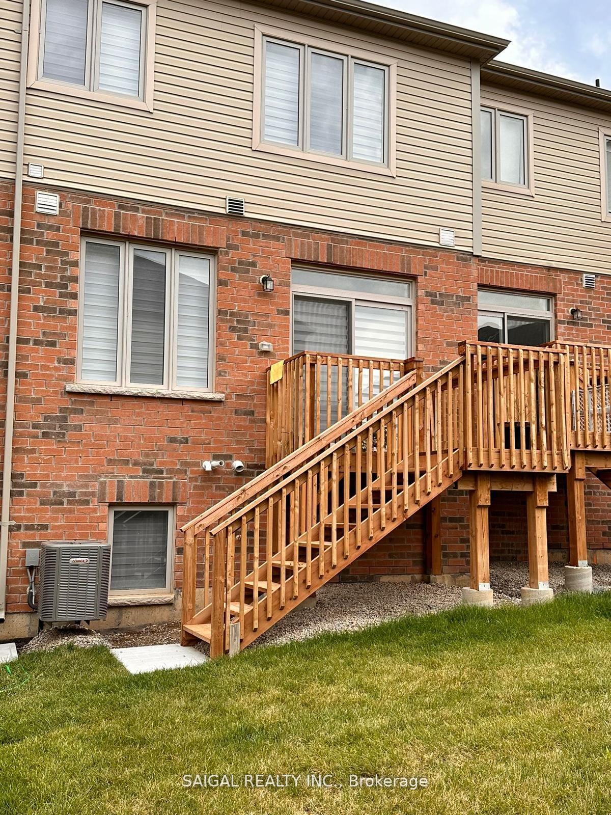 Photo 13 of 155 Broadacre Drive E, Kitchener — HOMEH