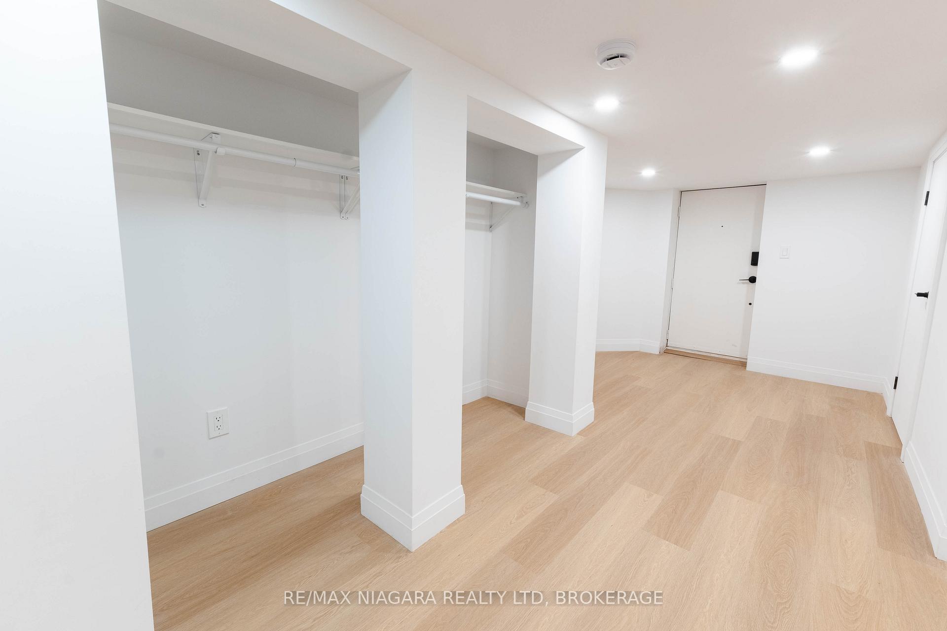 Photo 9 of 533 Cannon Street E, Hamilton, Gibson — HOMEH