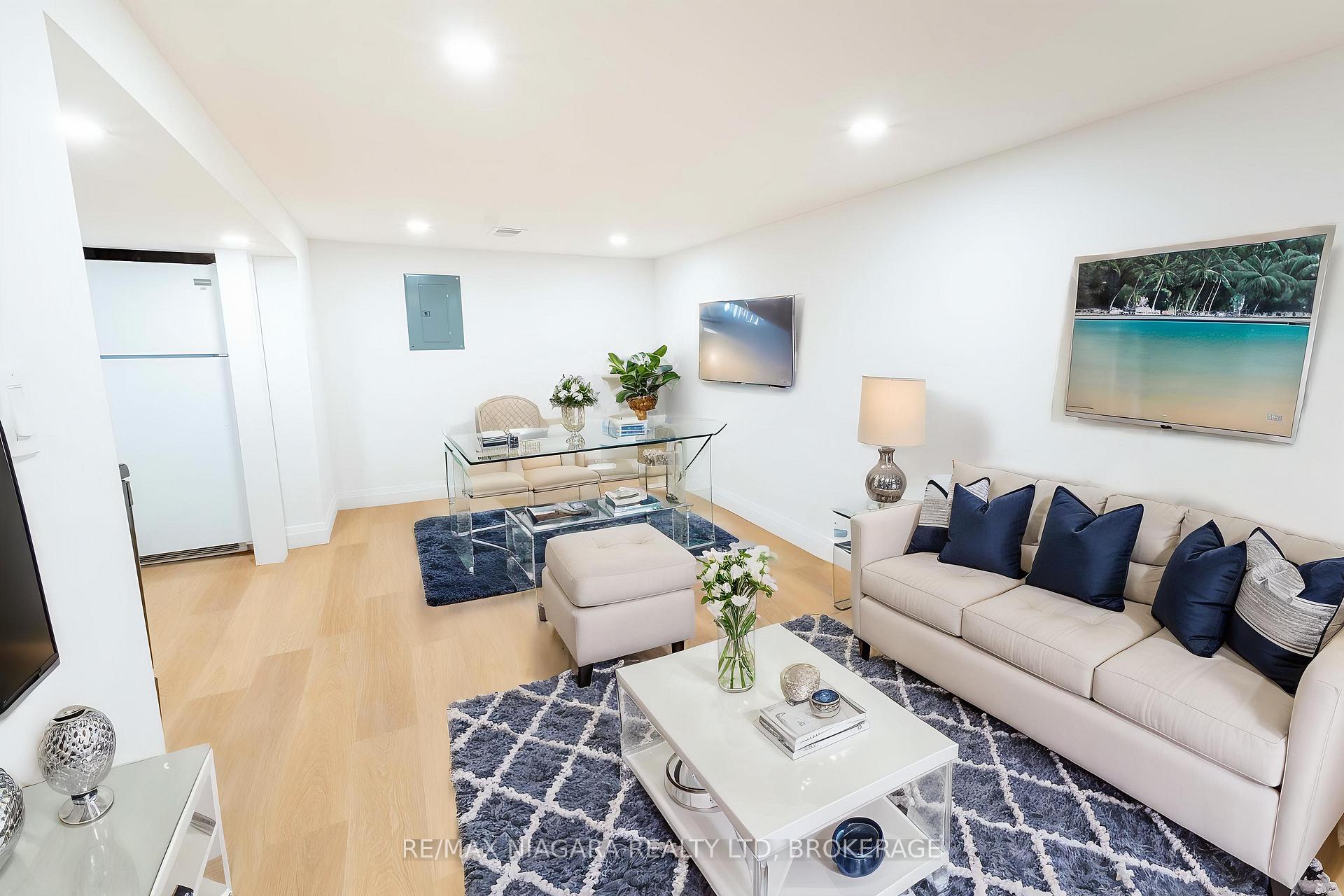 Photo 12 of 533 Cannon Street E, Hamilton, Gibson — HOMEH