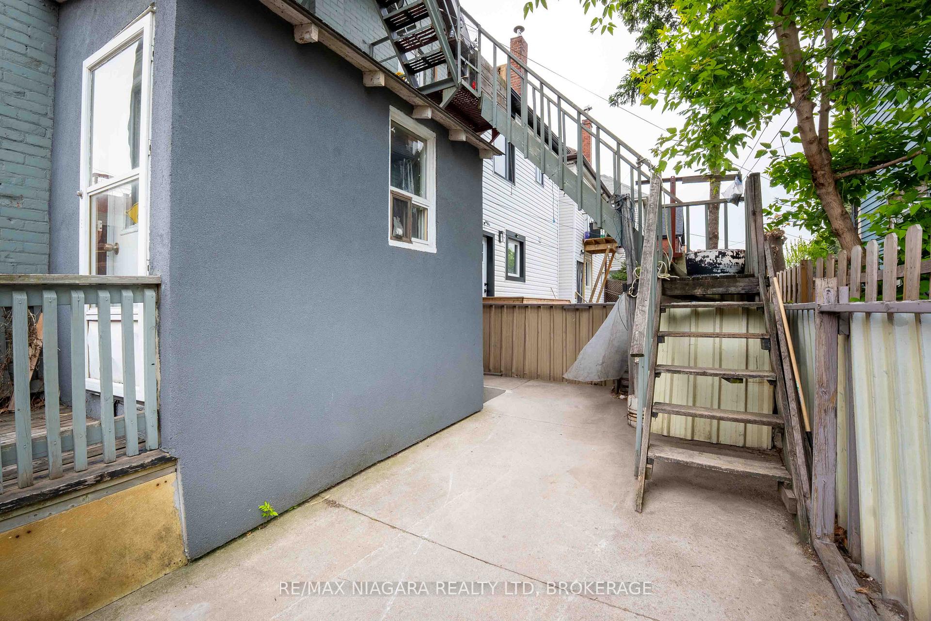 Photo 24 of 533 Cannon Street E, Hamilton, Gibson — HOMEH
