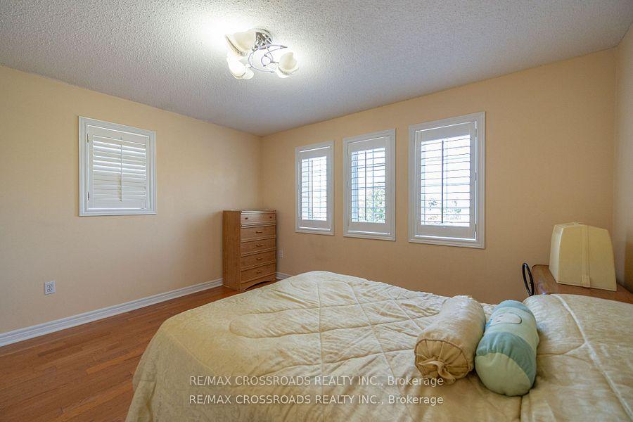 Photo 34 of 37 Clifton Court, Markham, Middlefield — HOMEH
