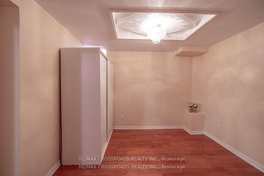 Photo 42 of 37 Clifton Court, Markham, Middlefield — HOMEH
