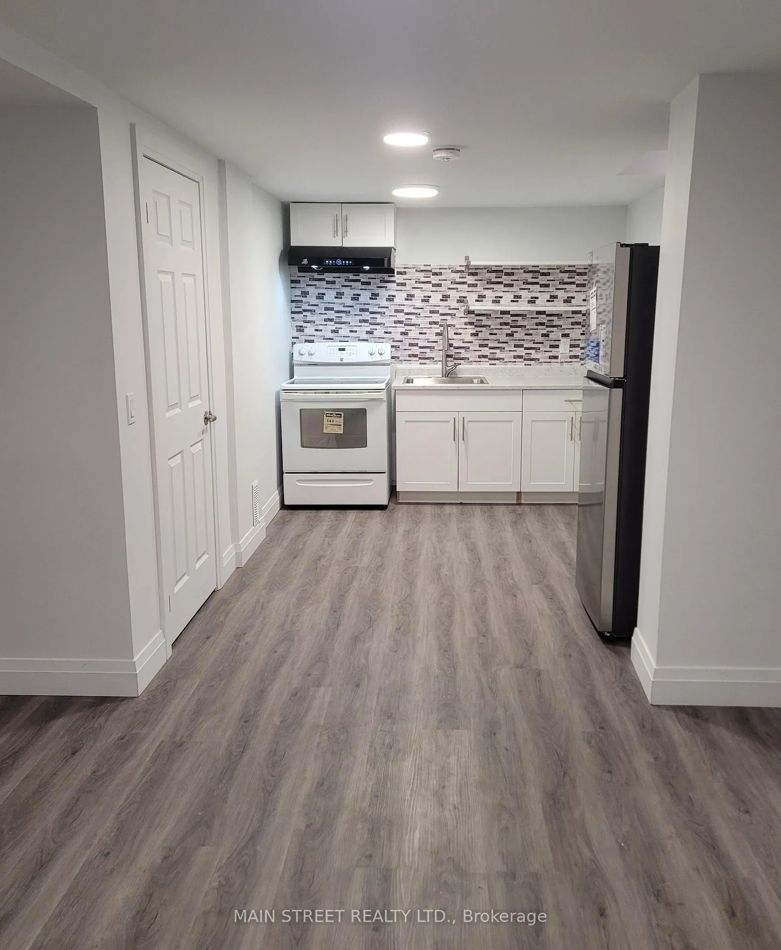 Photo 7 of 76 William Honey Crescent, Markham, Middlefield — HOMEH